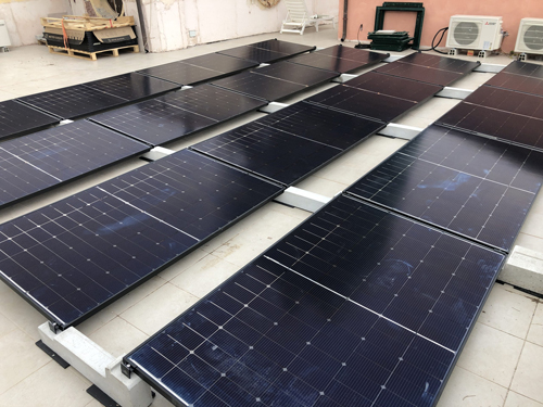 Particolare di installazione fotovoltaica