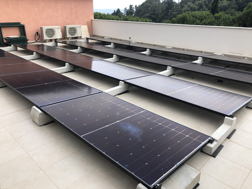 Particolare di installazione fotovoltaico
