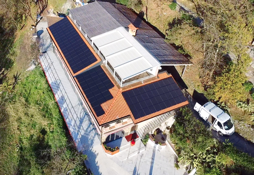 Impianto fotovoltaico su tetto azienda Mea